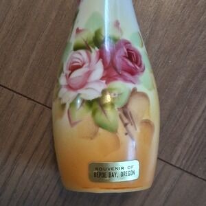 Vintage Lefton China Hand painted Bud Vase Roses Souvenir Of Depoe Bay Oregon 7"